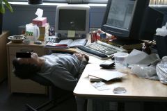 După concediul de divorț, autoritățile se pregătesc să voteze și concediul de instalare windows