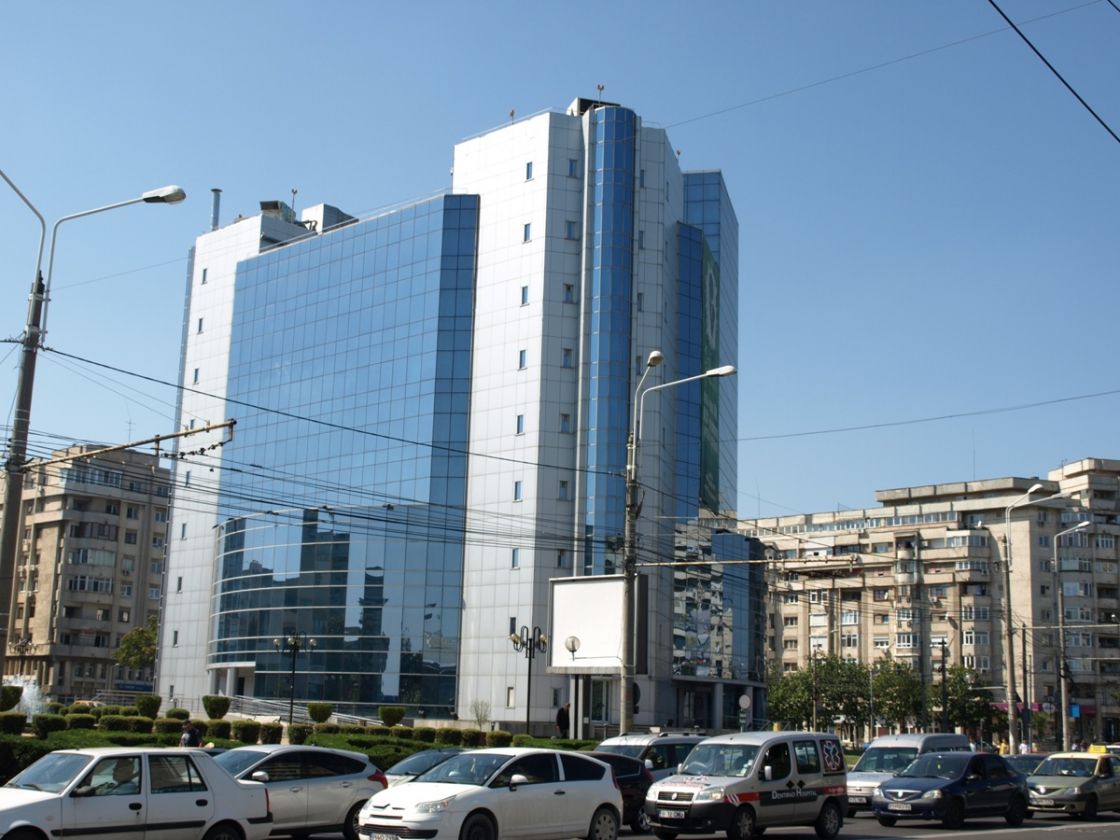 Poveste nostimă cu bani împrumutați, primarul Ploieștiului, proiecte megalomanice și conturi goale