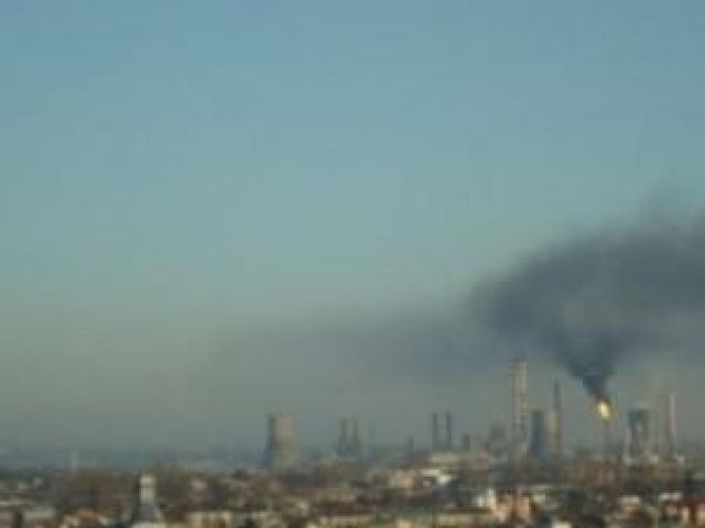 Garda de Mediu explică: Până pe 11 decembrie nu mai dați vina pe Lukoil. Miroase a căcat de la campania electorală