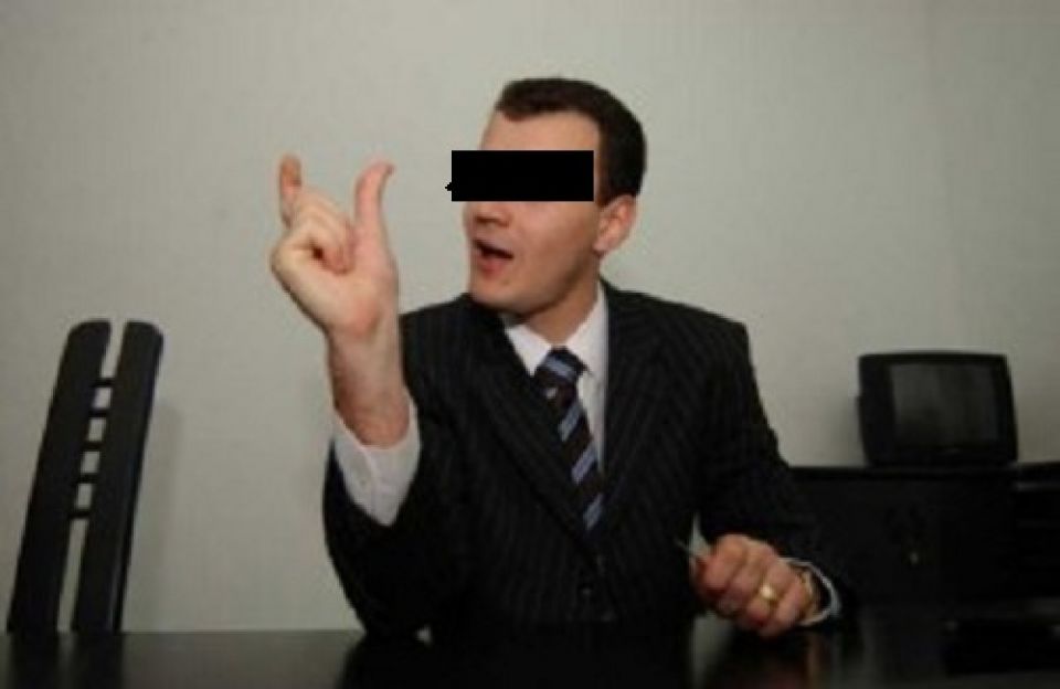 România Unită! Sebastian Ghiță a rămas captiv în Daniel Savu, astfel încât vor apărea împreună pe afișele electorale