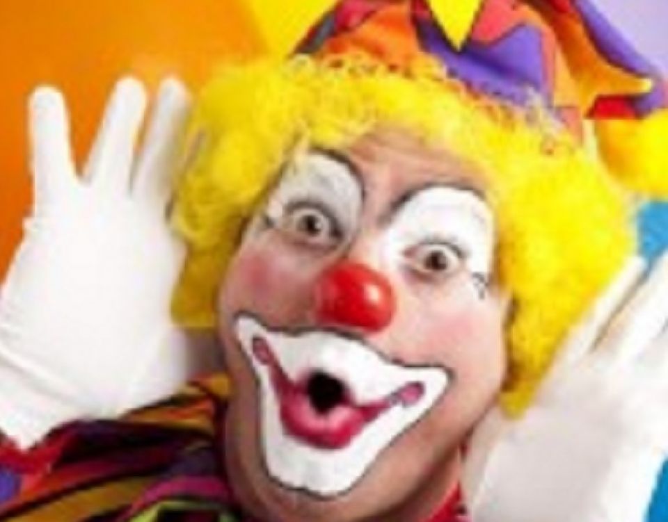 Ce cadouri au primit politicienii de 1 iunie. Exclusiv, să n-avem dubii!