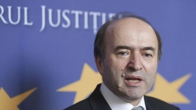 Tudorel Toader îl evaluează dur pe procurorul general Augustin Lazăr: „Ieste și băiat bun, dar ieste și băiat rău, sper că am fost clar”