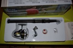 Cadou superb de Mărțișor! Un ploieștean i-a luat soției jocul FIFA 2016 și un set de undițe