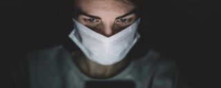 Hoț să fii, noroc să ai! De azi, nu mai știi care politician fură mai mult, fiindcă toți poartă mască