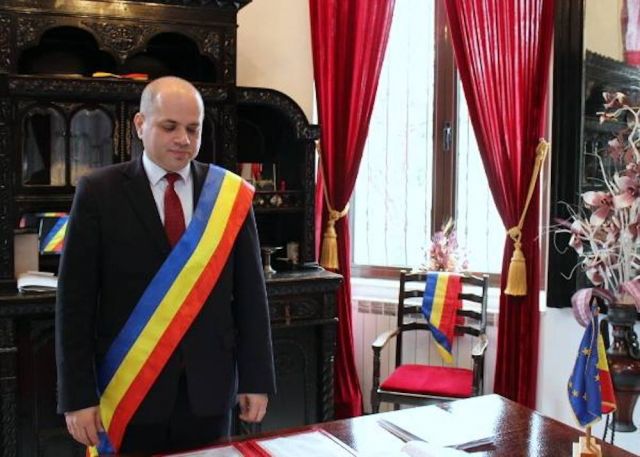 Grigore-ntr-o Ureche continuă cronica. Astăzi, viceprimarul George Pană