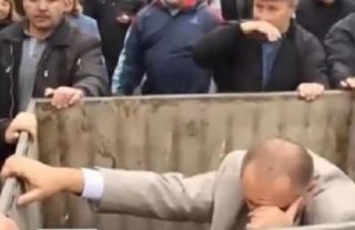 Rosal suplimentează utilajele în sezonul electoral: „Ne așteptăm să apară multe gunoaie pe străzi”