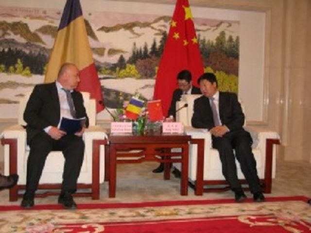 Absolut toate glumele despre vizita delegației ploieștene la Harbin-China