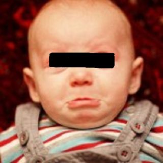 Mămici, fiți vigilente! Un maniac sperie copiii în parc, cu un pampers în mână, urlând „Schimbăm Ploieștiul!”